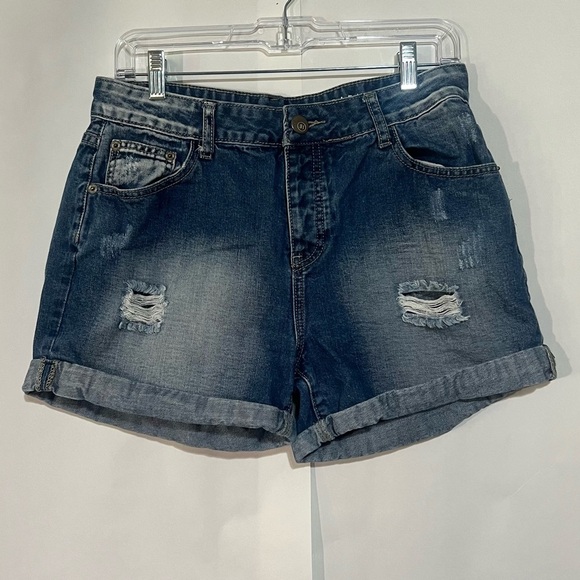 Cotton On Boyfriend Blue Jean Shorts Distressed Cuffed Size 6 - Picture 1 of 10